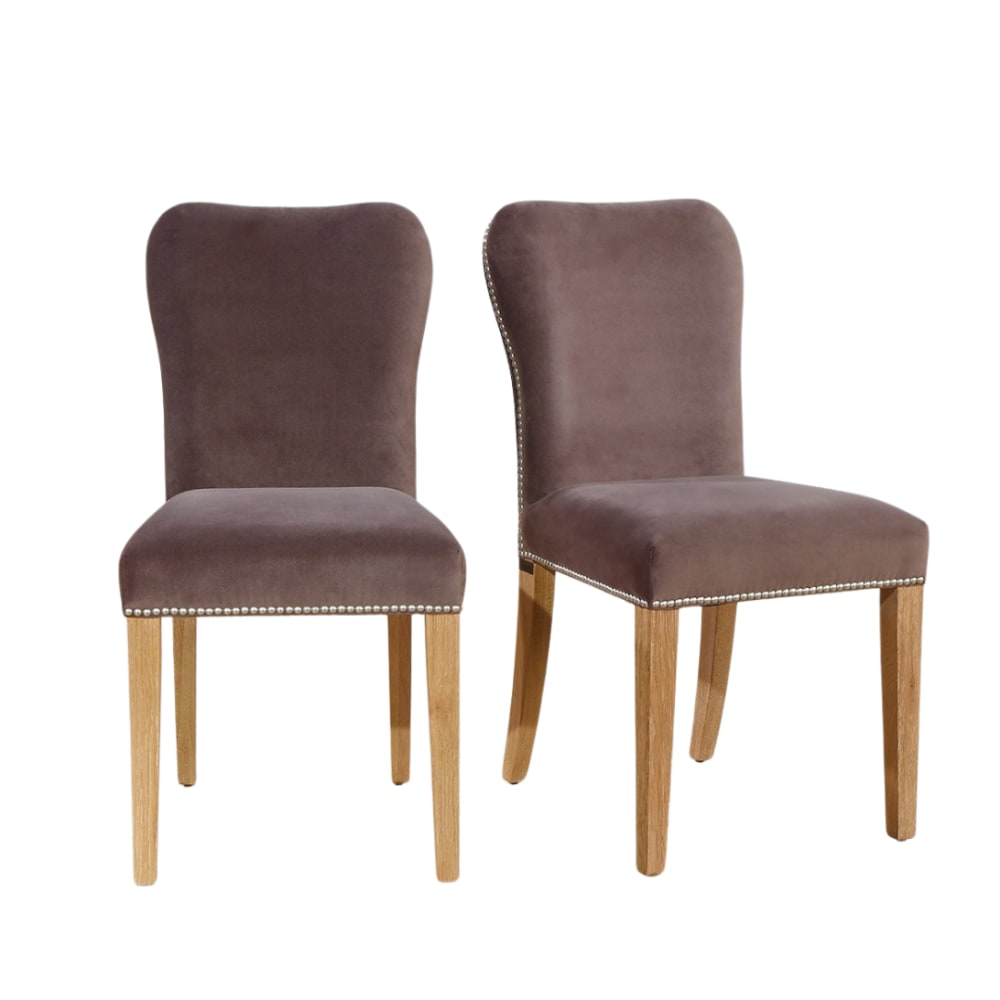Robin des Bois Set aus 2 Stühlen aus Eiche und Samt mit Nieten Taupe style classic chic orange Holz