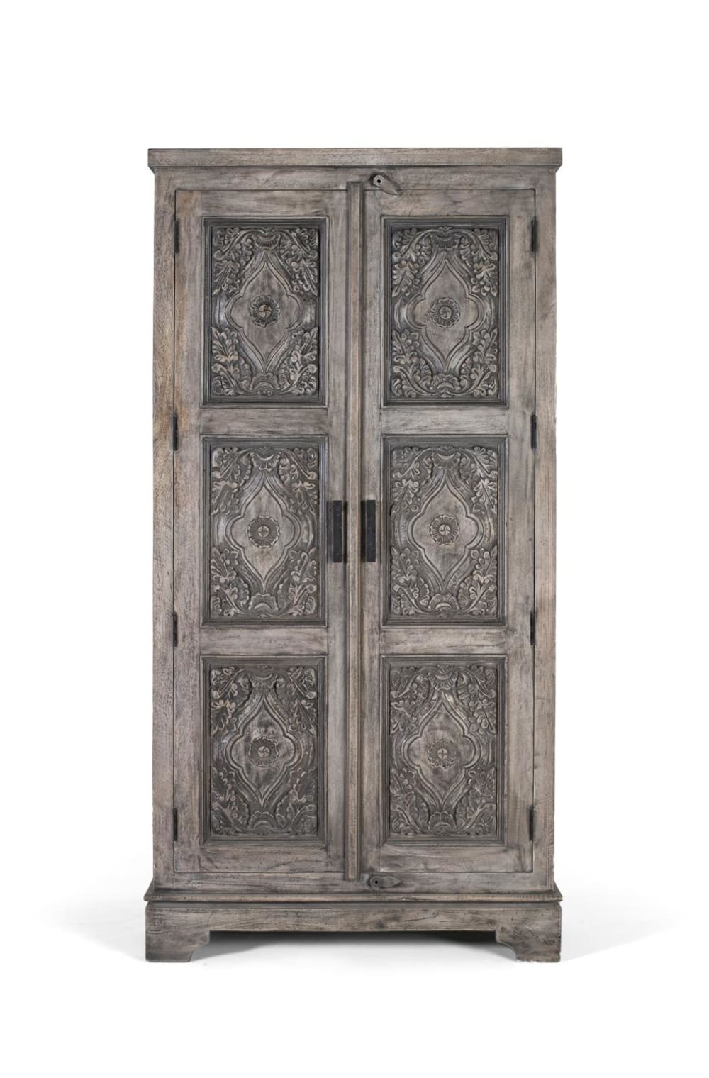 Armoire en bois de manguier massif avec beaucoup d'espace