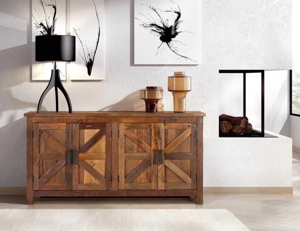 Rustikales Sideboard mit vier Türen handgefertigt aus recyceltem