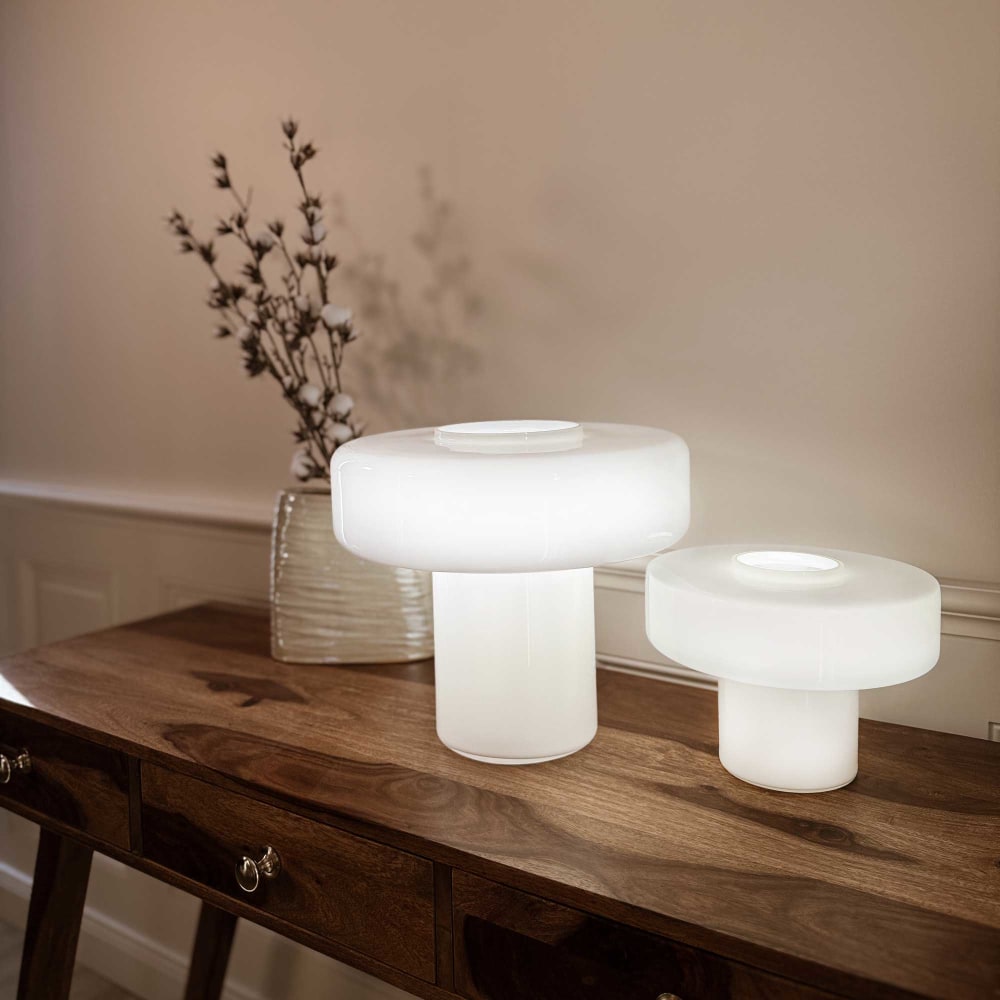 Lampe à poser en verre — vue 3
