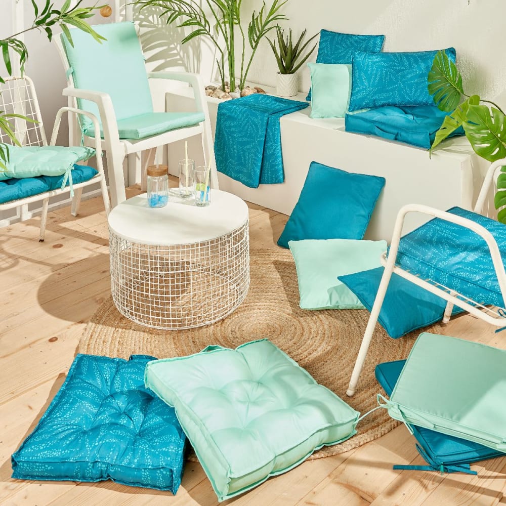 Galette de chaise déperlante avec nouettes  40x40cm Bleu turquoise - Maisons du Monde