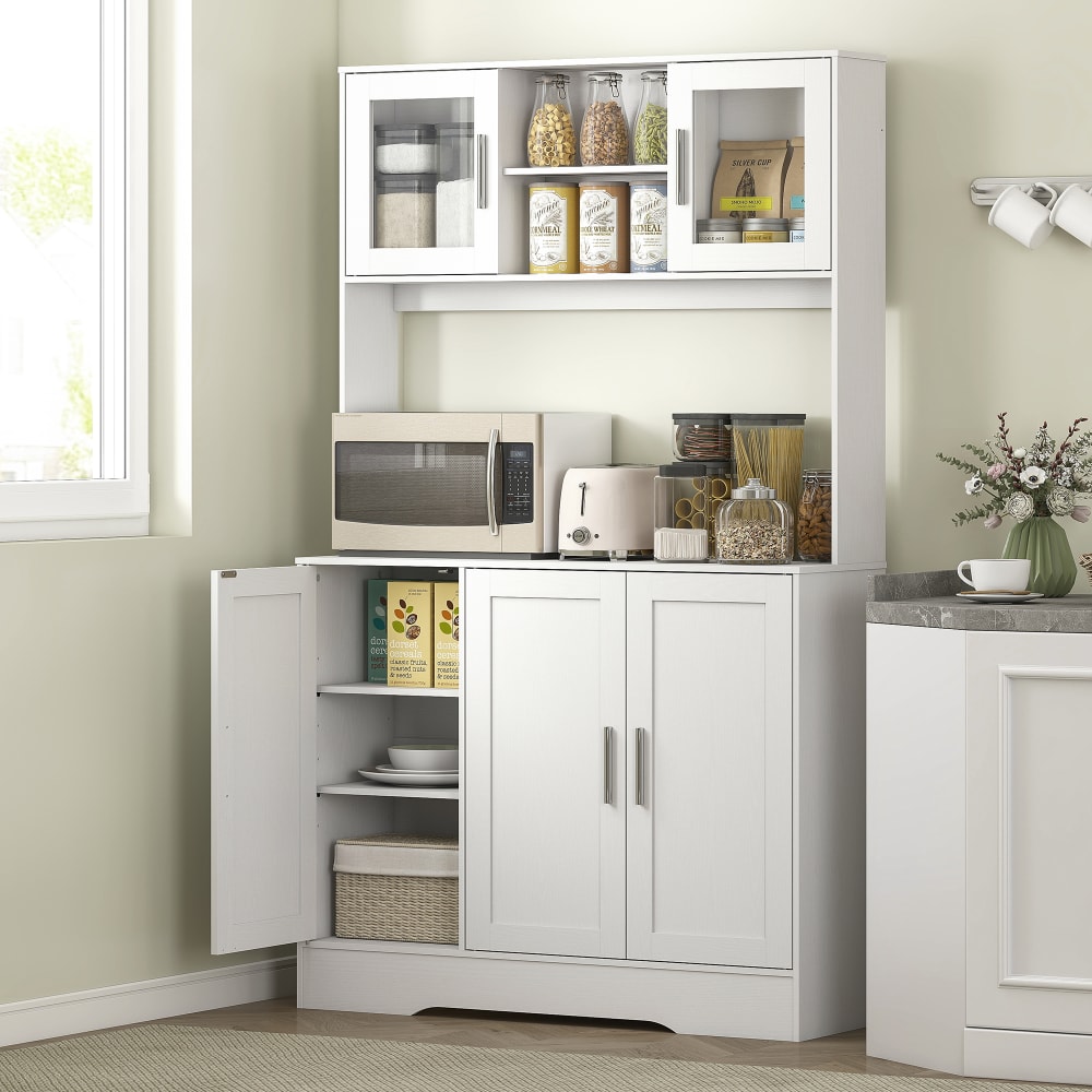 Armoire de cuisine scandinave portes vitrées et plan de travail blanc