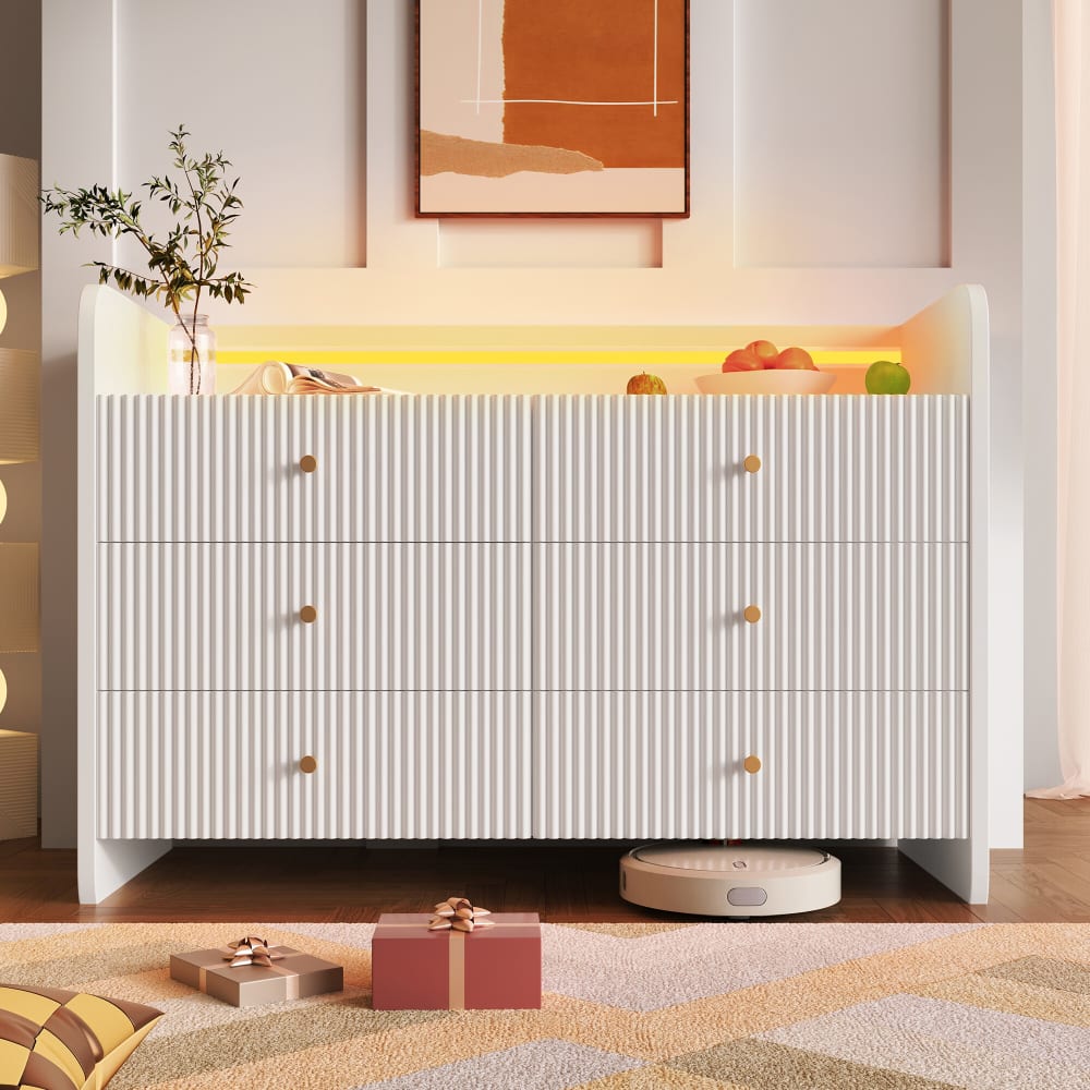 Commode blanc motif cannelé 6 tiroirs avec éclairage LED poignets