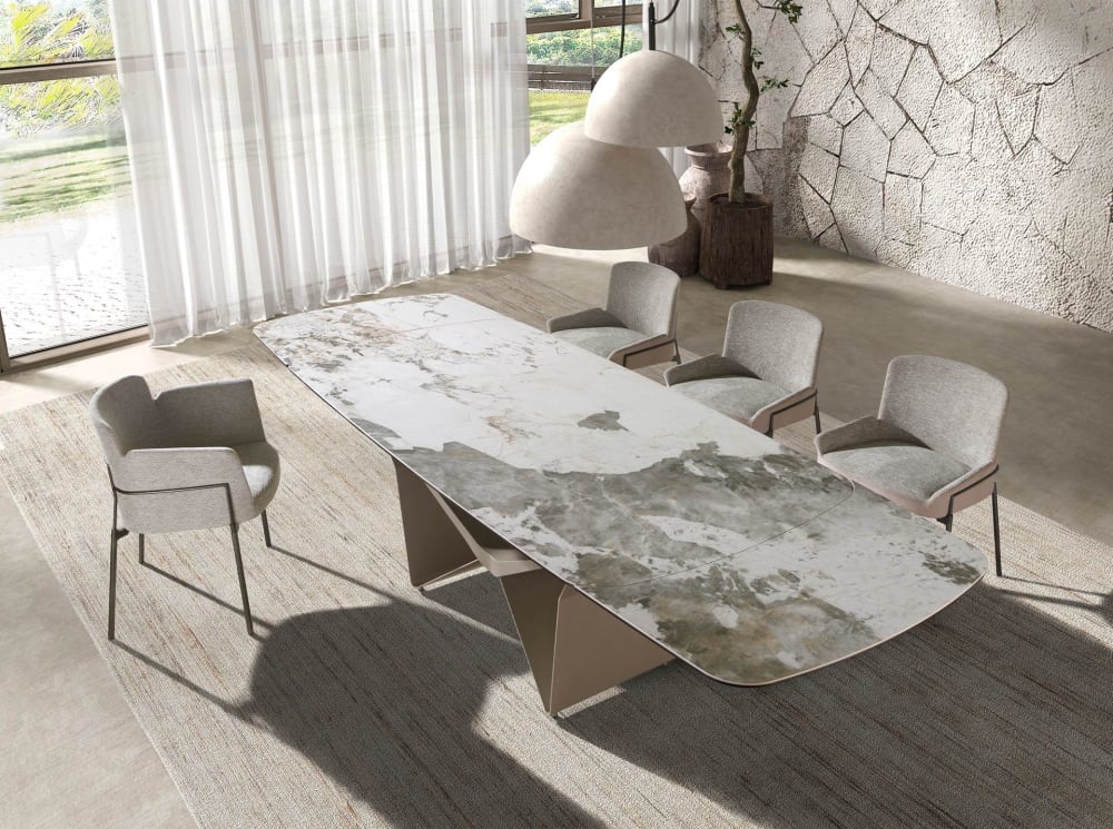 Stuhl aus grauem Stoff und braunem Samt - Maisons Du Monde