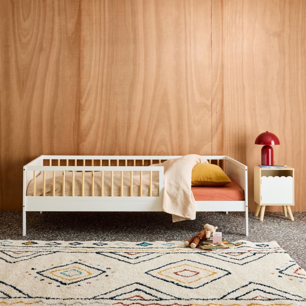 sweeek Kinderbett 90 x 190 weißes Kiefernholz Lattenrost inklusive style modern Baby -