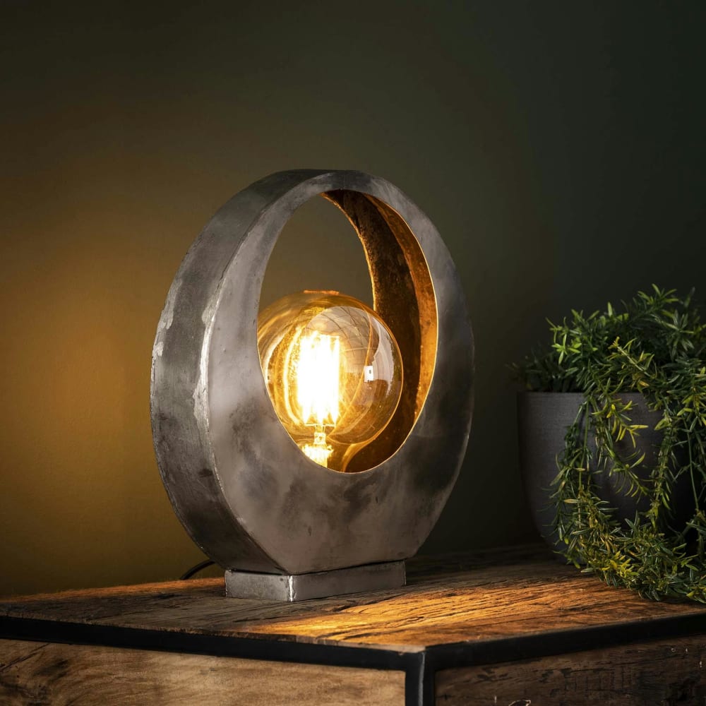 Lampe à poser décorative en métal vintage forme lune — vue 3