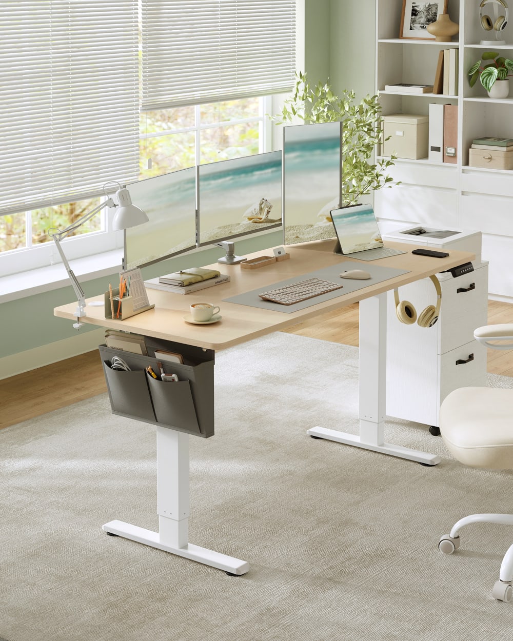 Bureau électrique réglable en hauteur 160 x 70 cm doré chêne