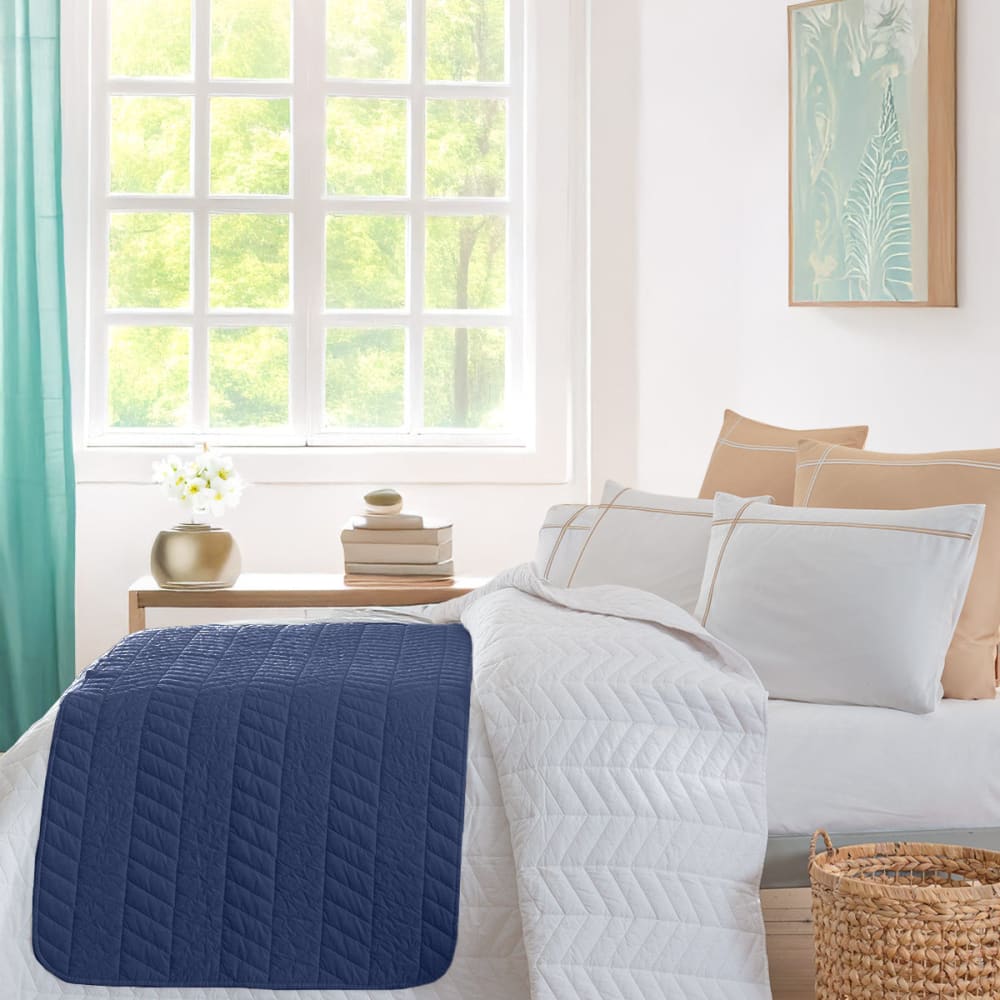 Chemin de lit en percale de coton surpiqué  indigo 80x200 cm