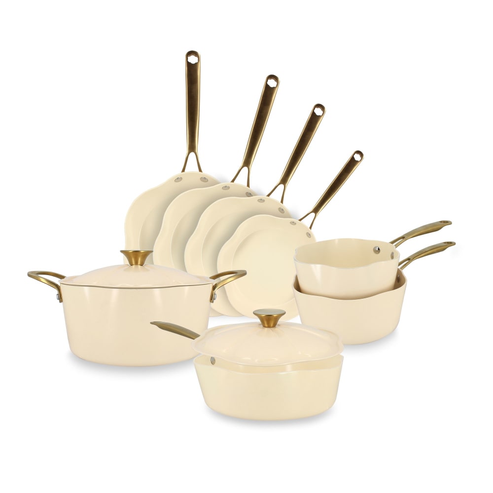 Batterie de cuisine en - fleurs