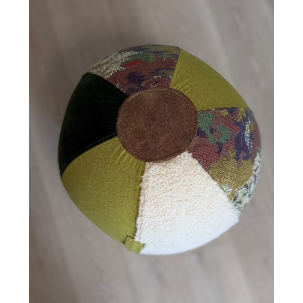 Pouf ballon vert yoga et décoration 55 cm - Maisons du Monde