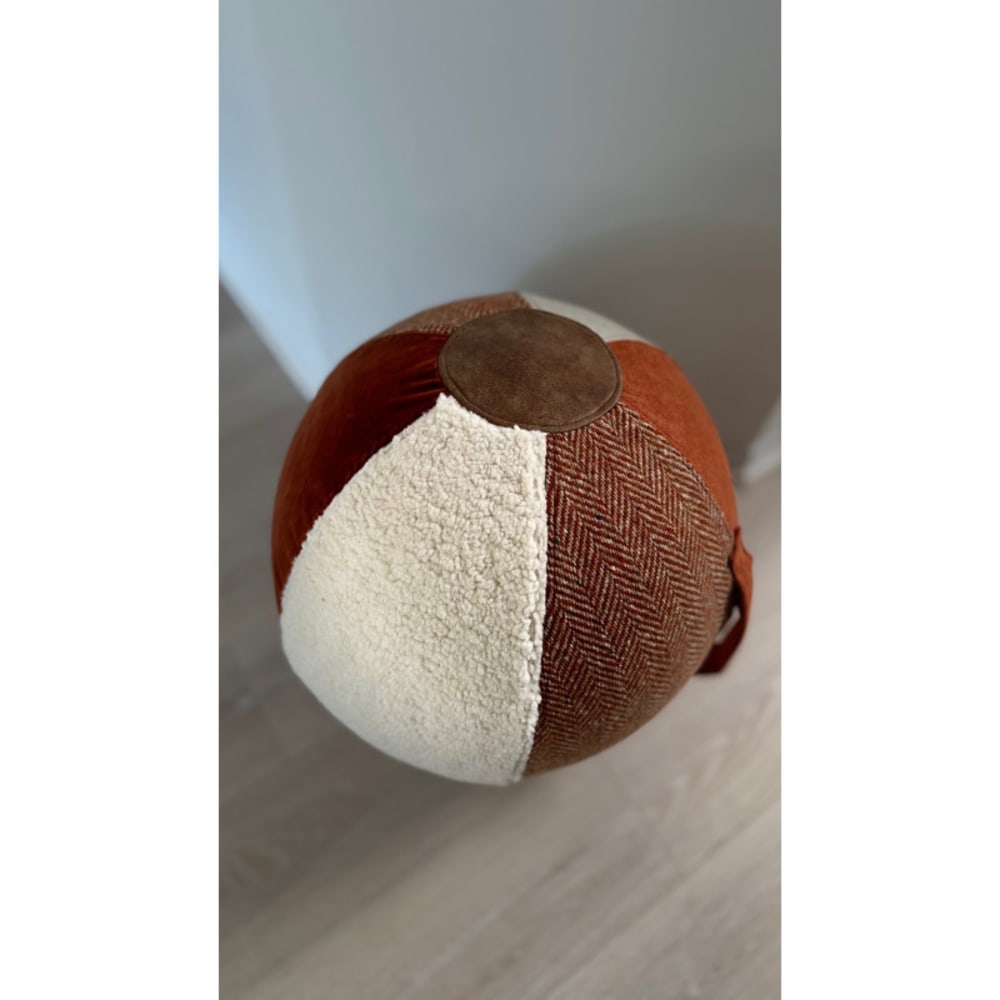 Pouf ballon terracotta yoga et décoration 55 cm - Maisons du Monde
