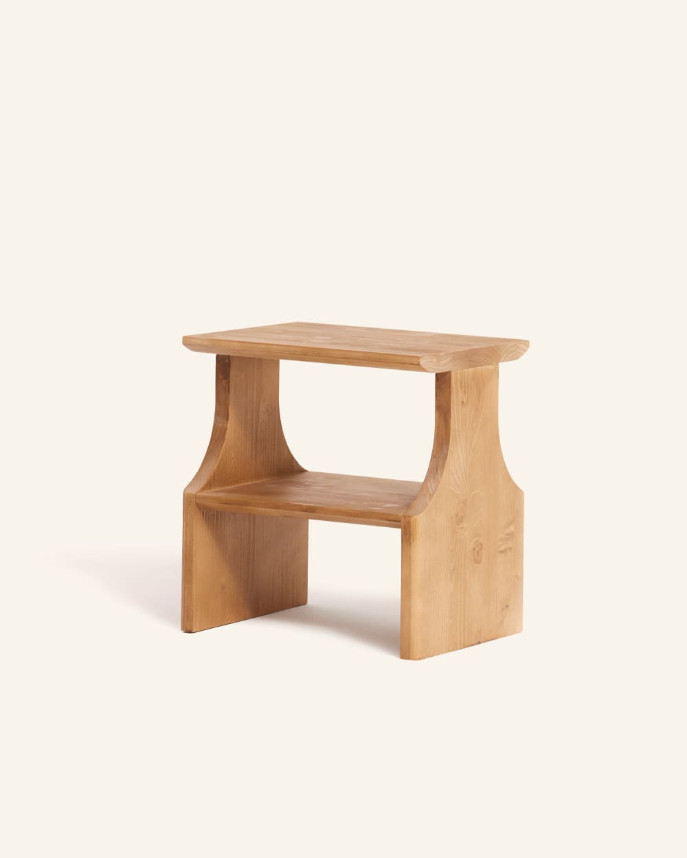 Tabouret en bois massif couleur brun clair