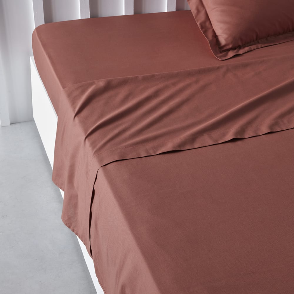 Drap plat pour lit 2 personnes uni 240x300 cm rouge
