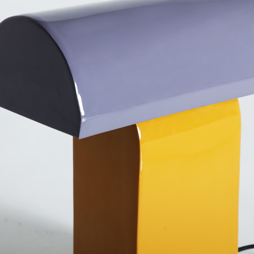 Lampe de salon en fer violet brillant,  32x15x34 cm - Maisons du Monde