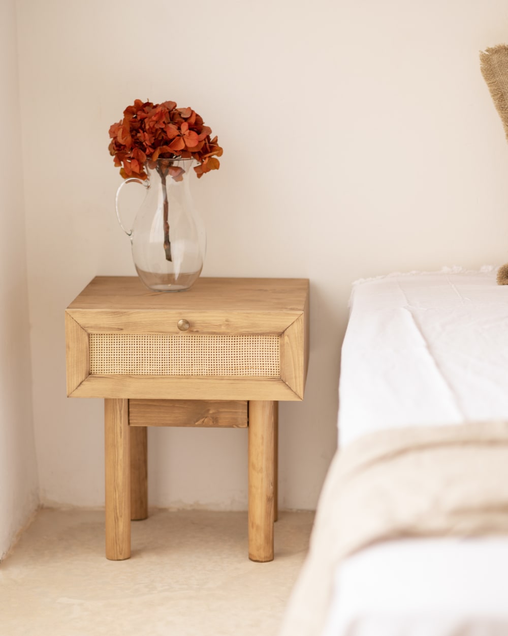 Ensemble 2 tables de chevet en bois et rotin marron 40x45cm