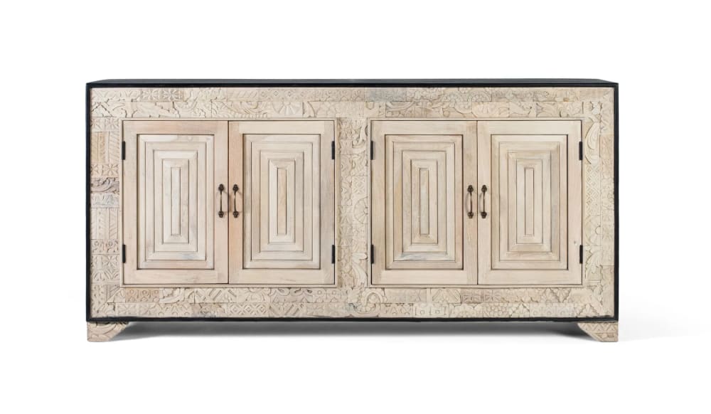 GINER Y COLOMER Sideboard mit vier Türen und handgeschnitzten Details 195cm Weiß Holz
