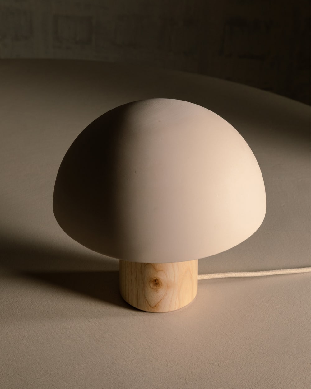 Lampe de table blanc cassé — vue 4