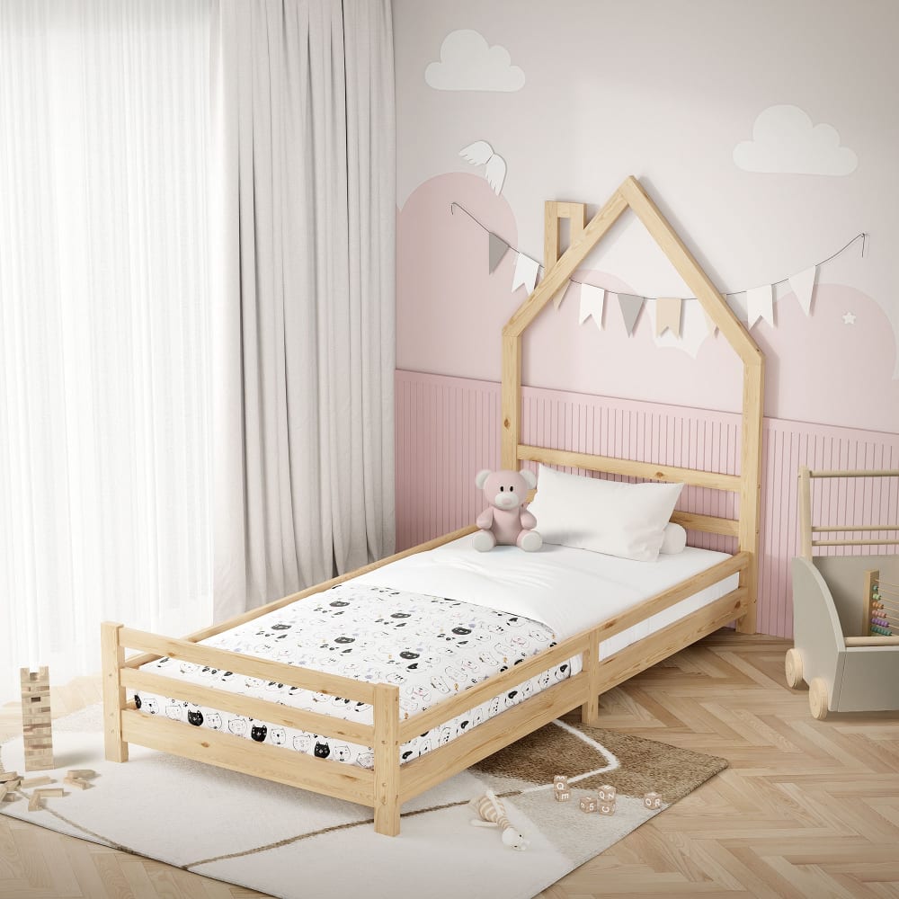 Kinderbett Haus 90 x 200 cm mit Matratze H:10 cm Natur aus