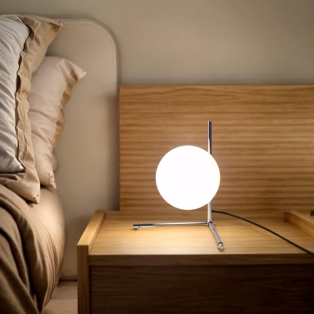 Lampe de table moderne avec globe en verre Ø15 cm, E27, chromée — vue 4