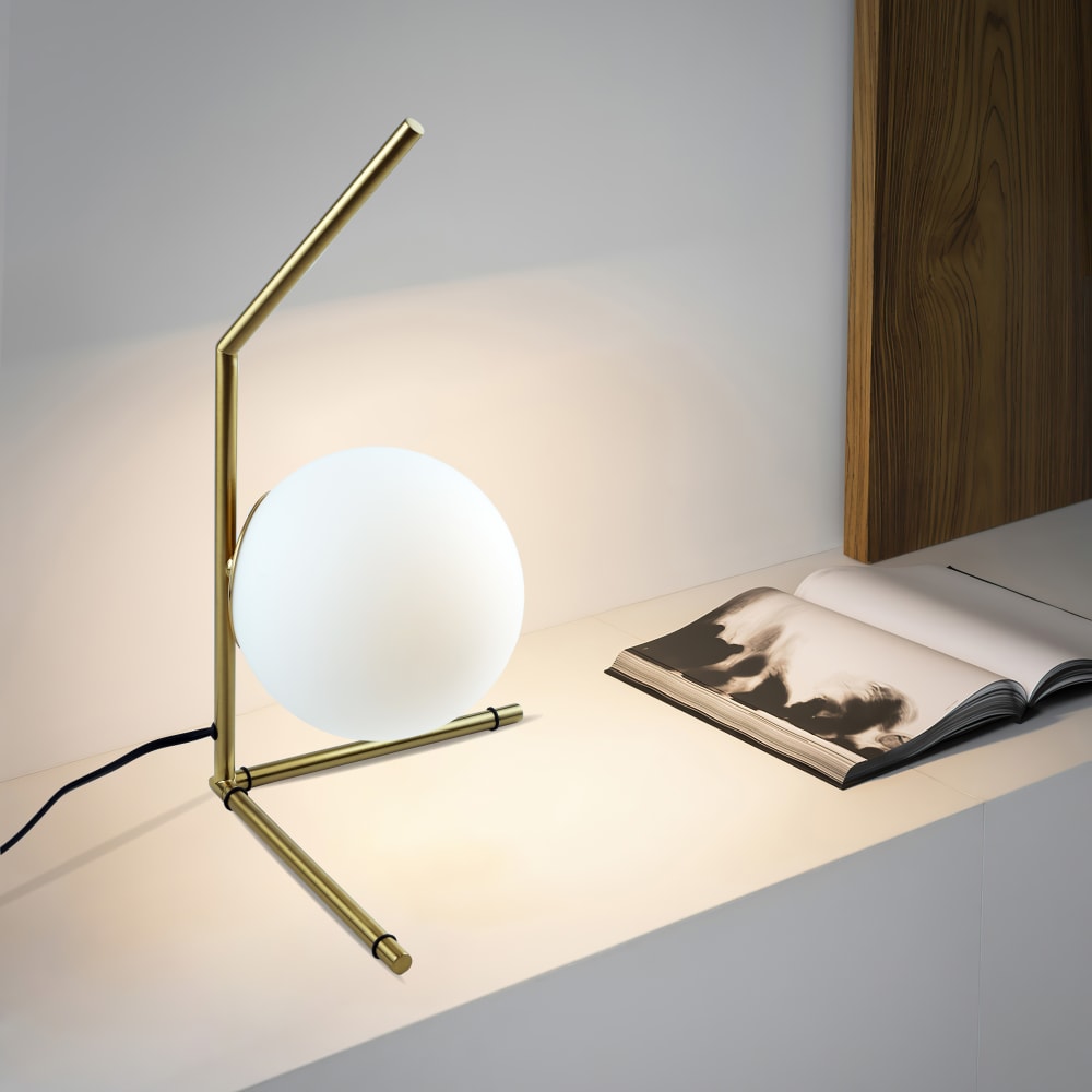 Lampe de table avec abat-jour en verre opalin Ø22 cm, E27, dorée — vue 3