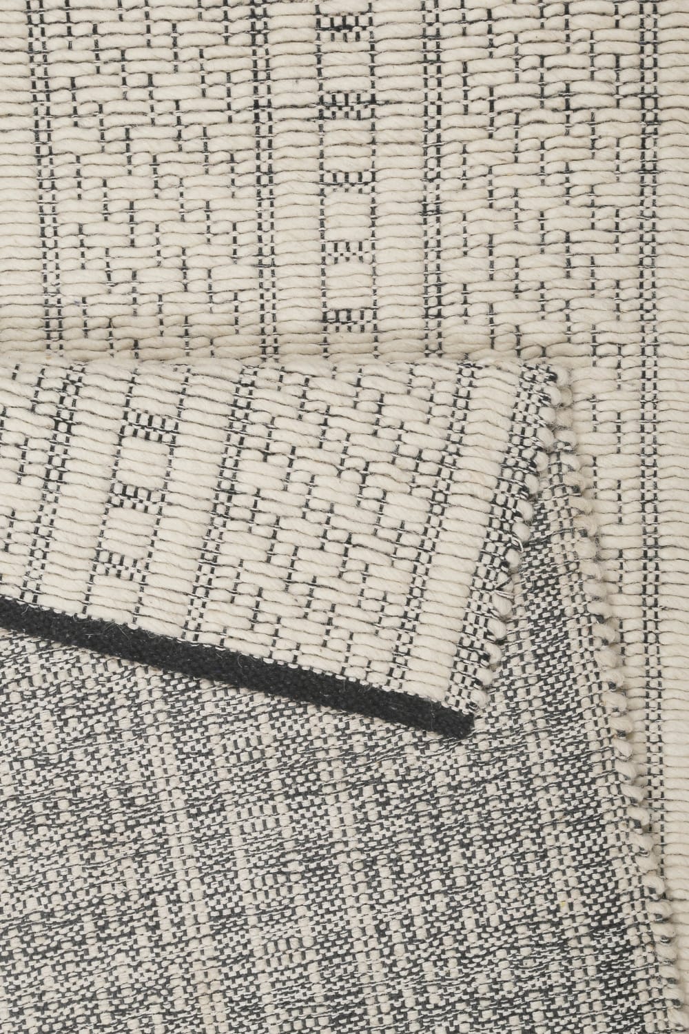 Tapis tissé main pure laine vierge blanc invoire à motifs 80x150 — vue 4