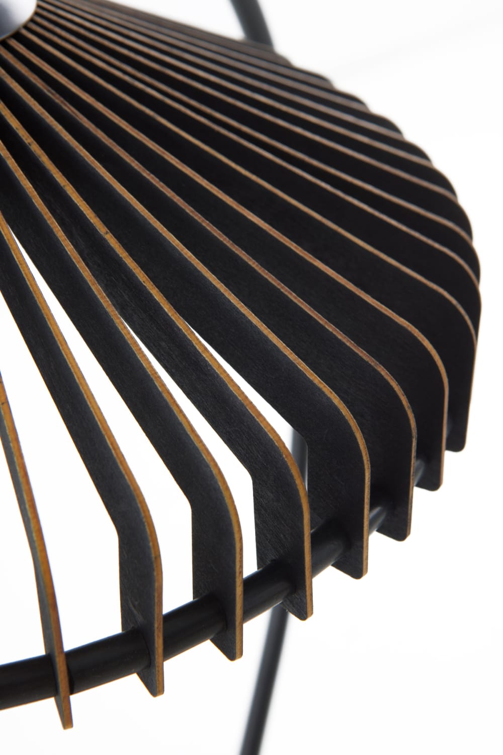 Lampe de table en contreplaqué noir — vue 4