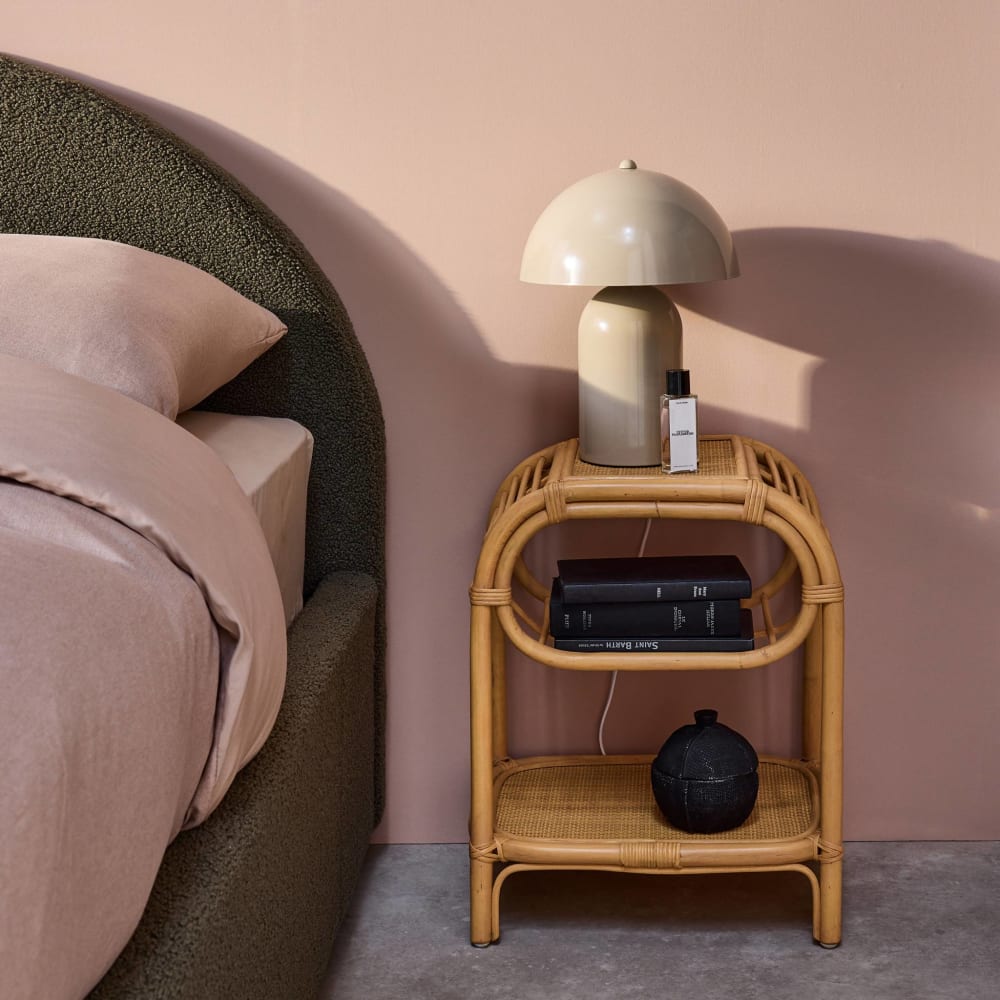 Table de chevet rotin naturel courbé 1 étagère 1 niche