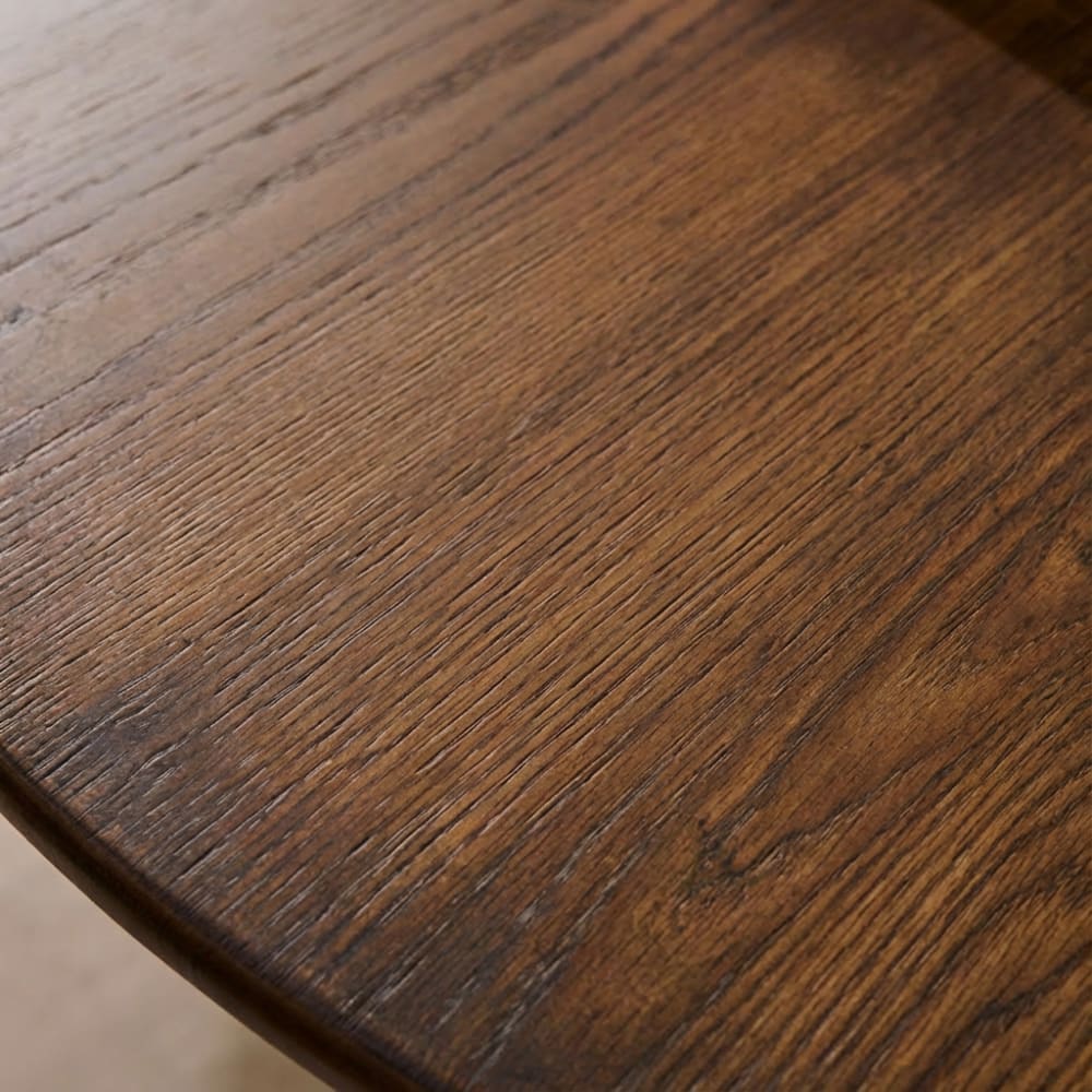 sweeek Runder Tisch Heveaholz und nussbaumfarbenes Eichenfurnier für 4 style modern Braun Spanplatte