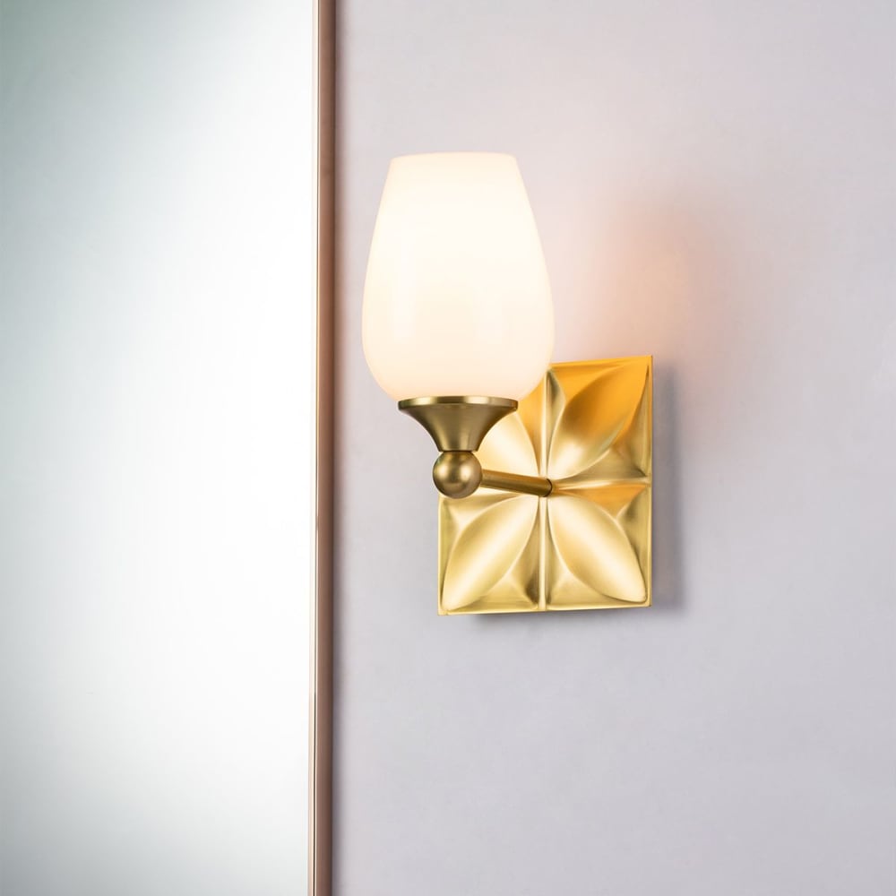 Applique Murale Brass, Acier, Verre Opale Laiton Vieilli — vue 3