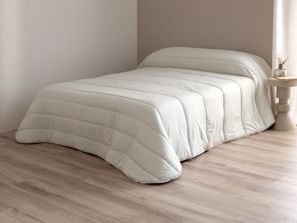 Steppdecke aus 100 % Mikrofaser 240x260 cm Beige - Maisons Du