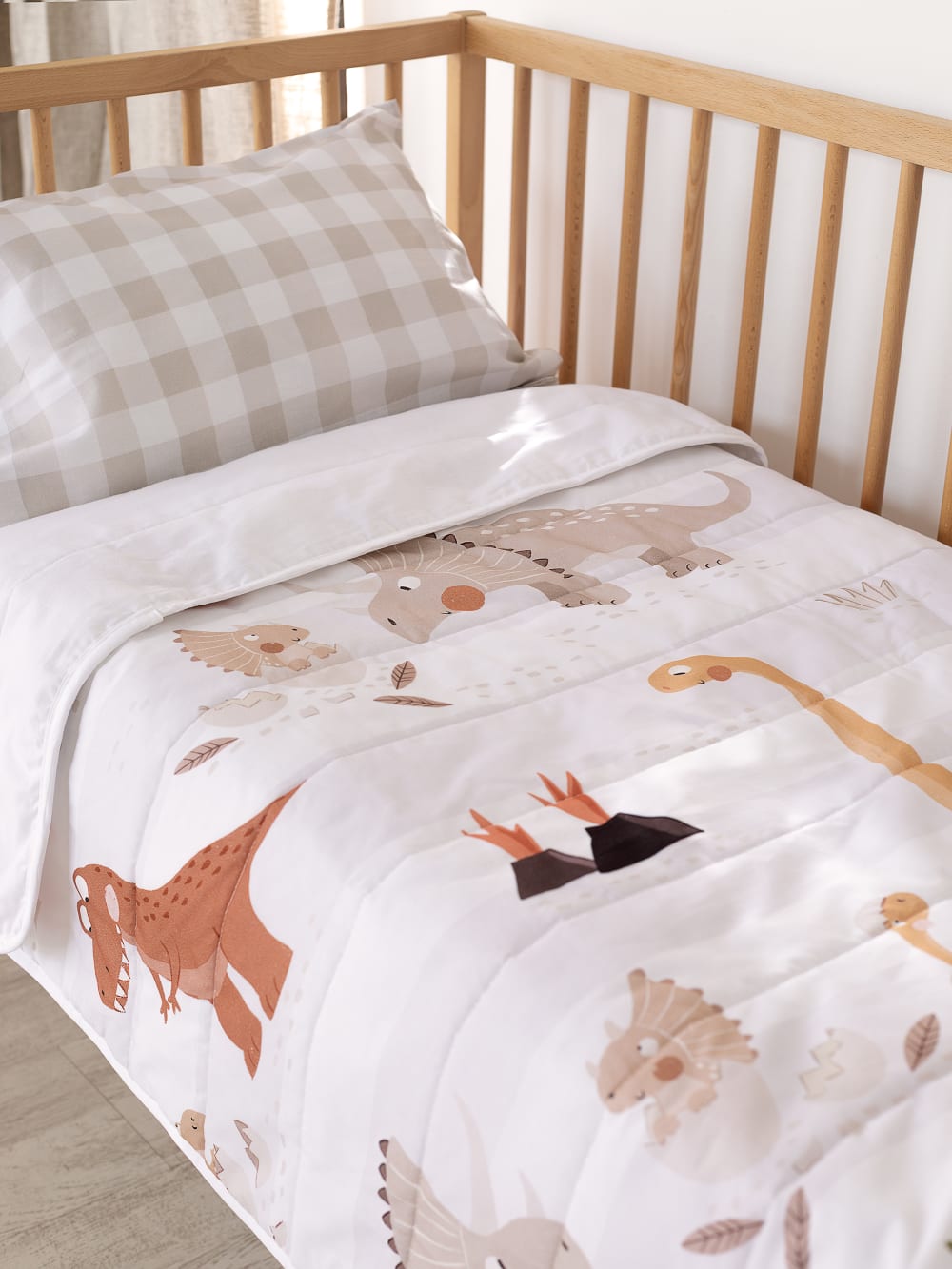 Tagesdecke aus 100 % Baumwolle 100x130 cm (Kinderbett) Mehrfarbig