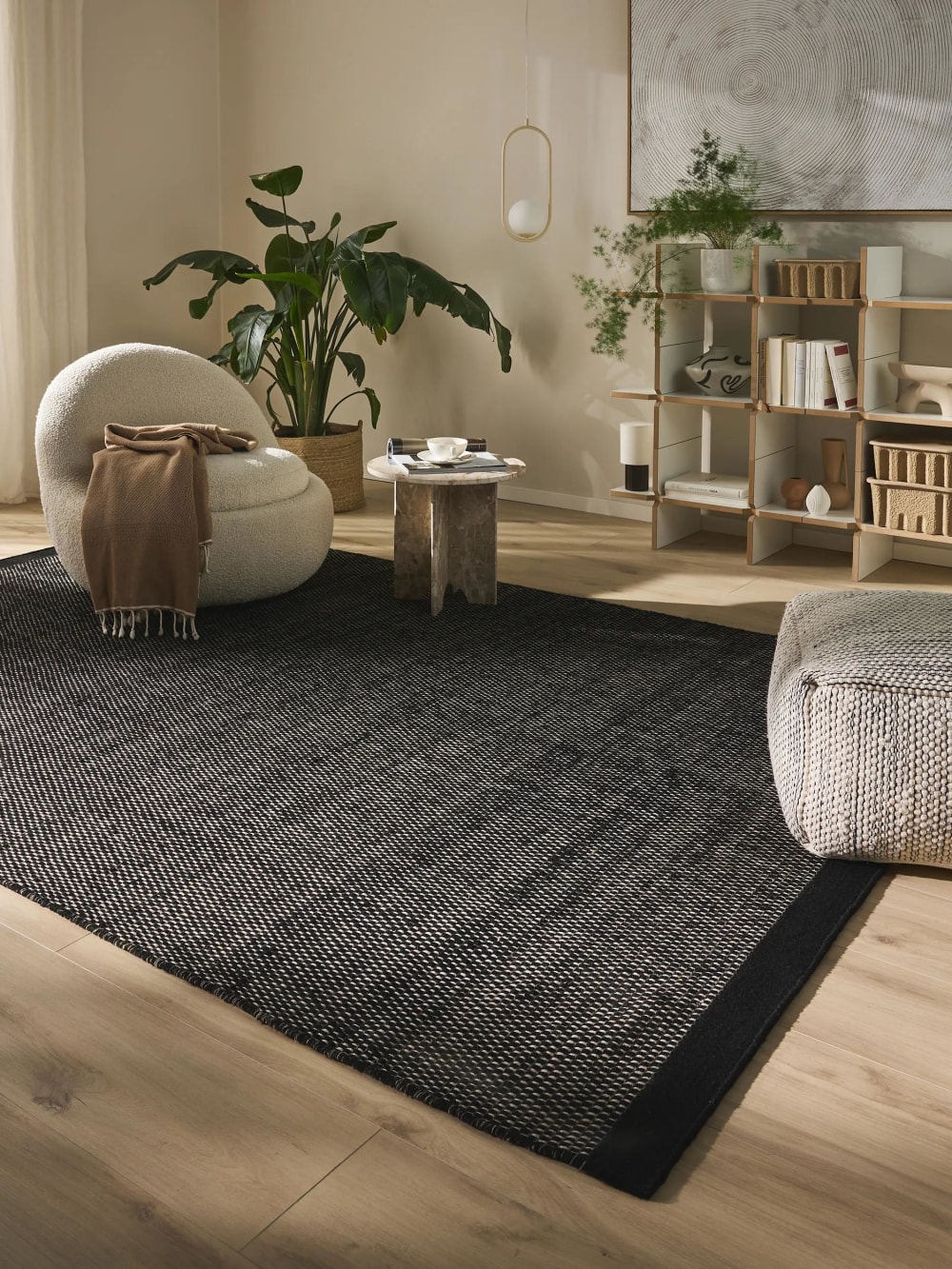 Tapis de laine noir & blanc 140x200 — vue 3