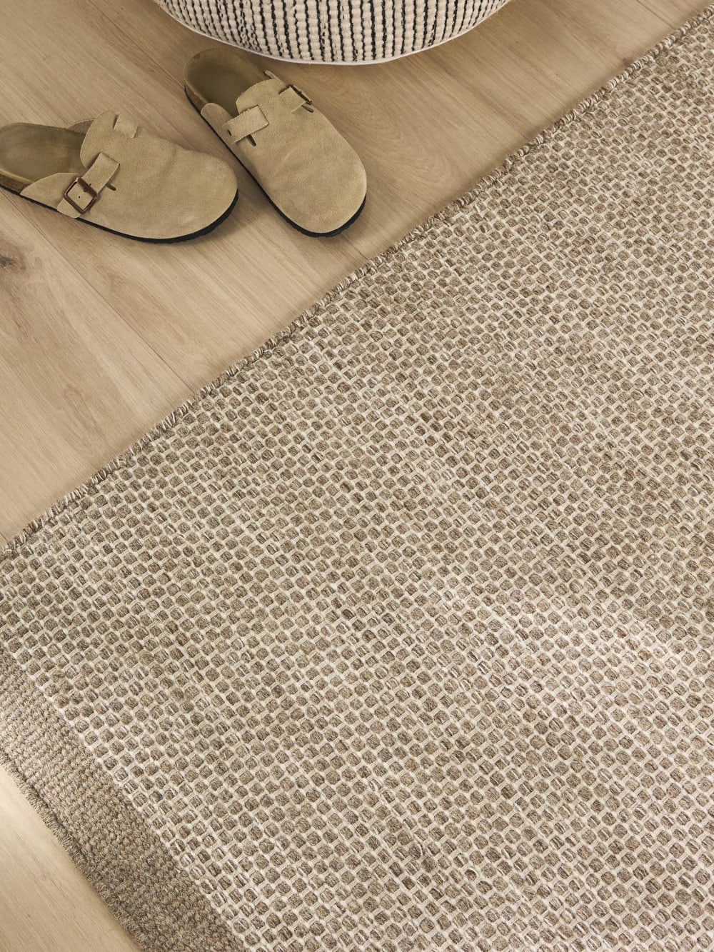 Tapis de laine taupe 80x250 — vue 4