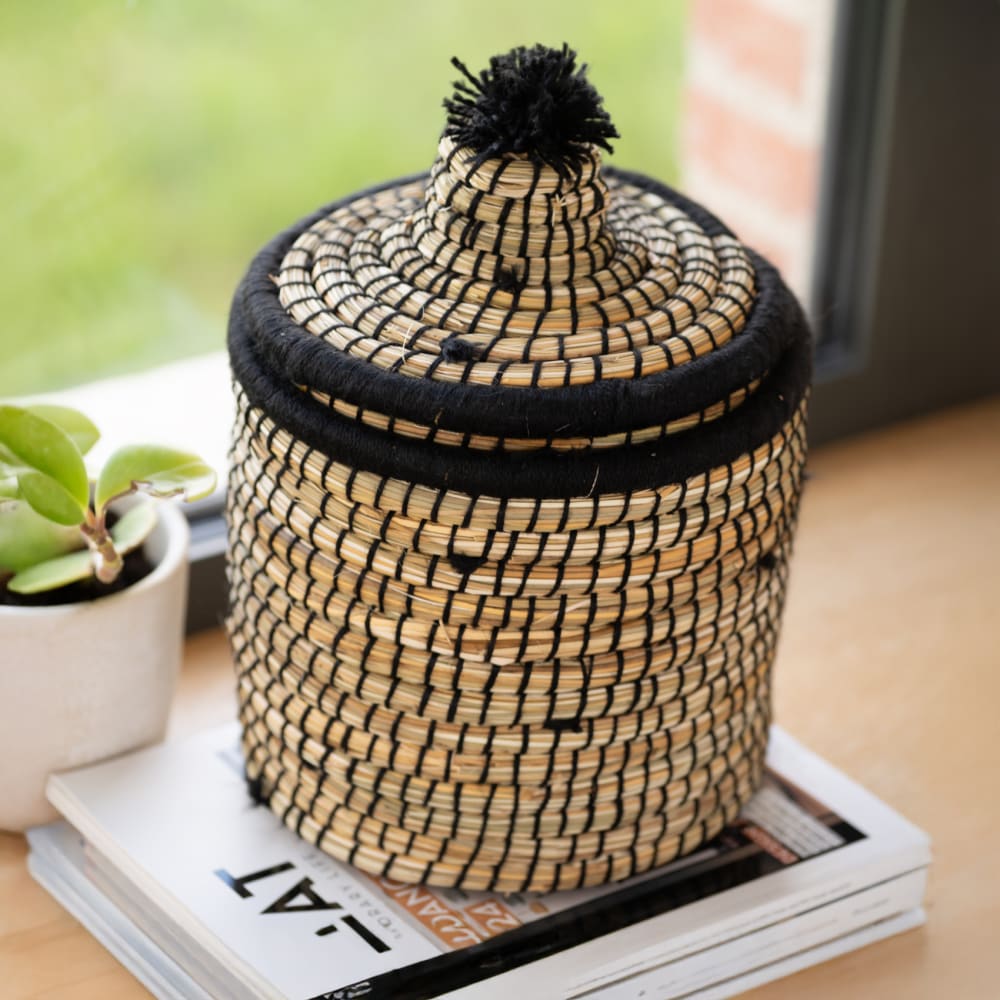 Panier avec couvercle laine rotin noir 20x25 cm
