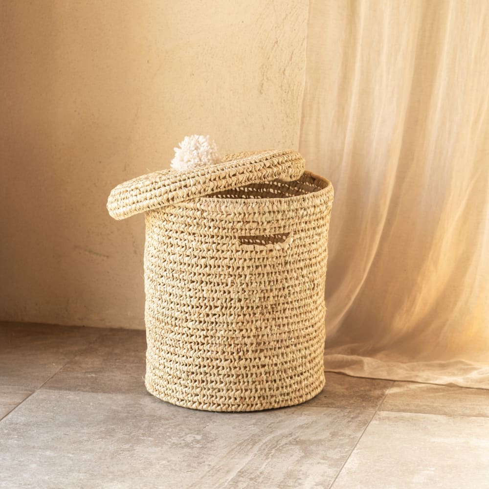 Panière a linge ajourée couvercle pompon osier blanc 40 x 40