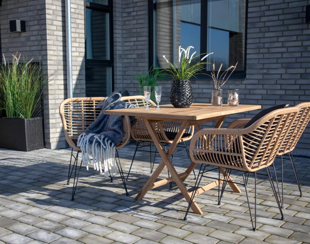 Lot de 2 chaises en poly rotin contemporain noir / bois