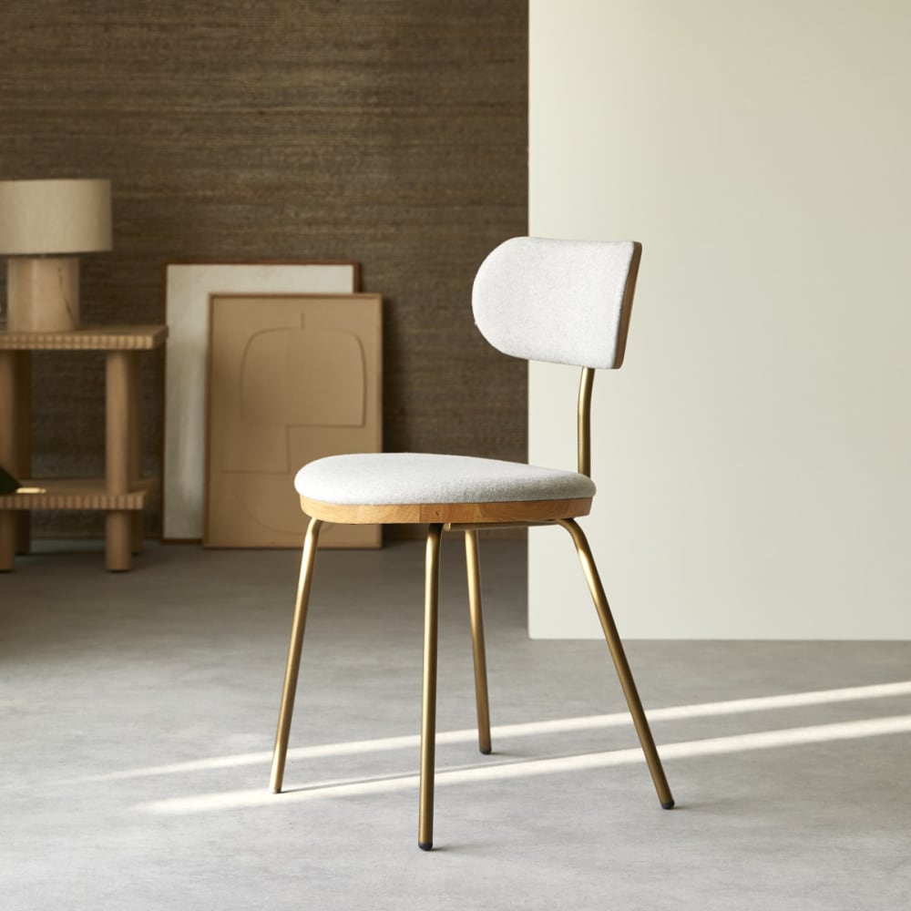 Tikamoon Barstuhl aus heller, Eiche, grauem Stoff und Metall style modern Kupfer Öko-Tex Zertifikat Stoff