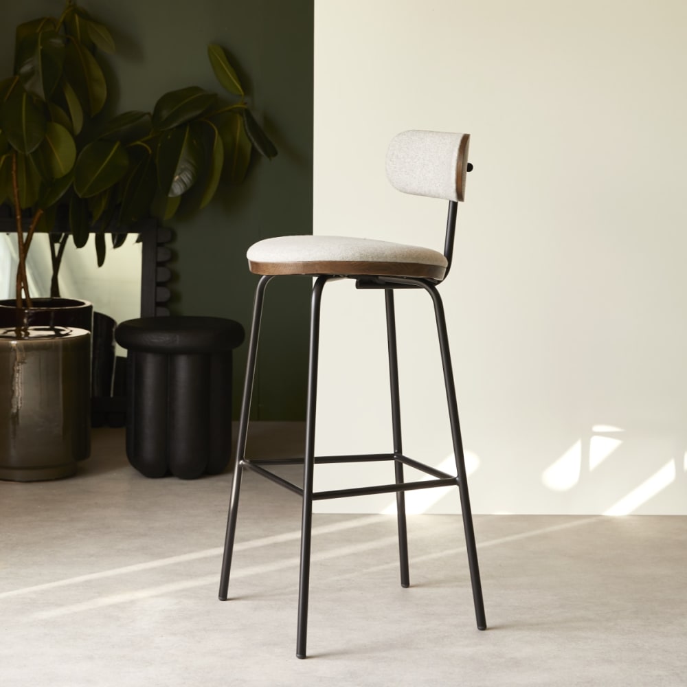 Tikamoon Barstuhl aus dunkler, Eiche, grauem Stoff und Metall style modern Öko-Tex Zertifikat - Stoff
