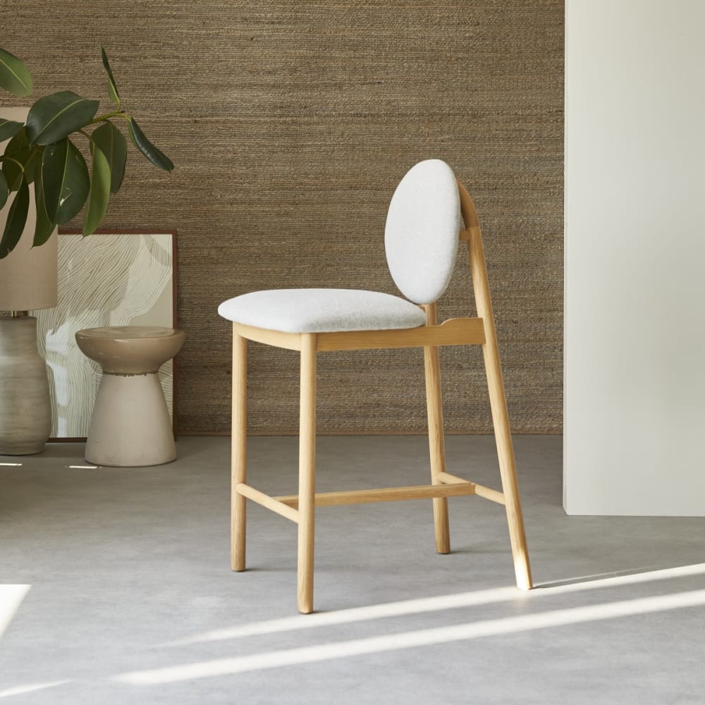 Tikamoon Barstuhl aus massiver Eiche und grauer Wolle style modern Öko-Tex Zertifikat - Holz