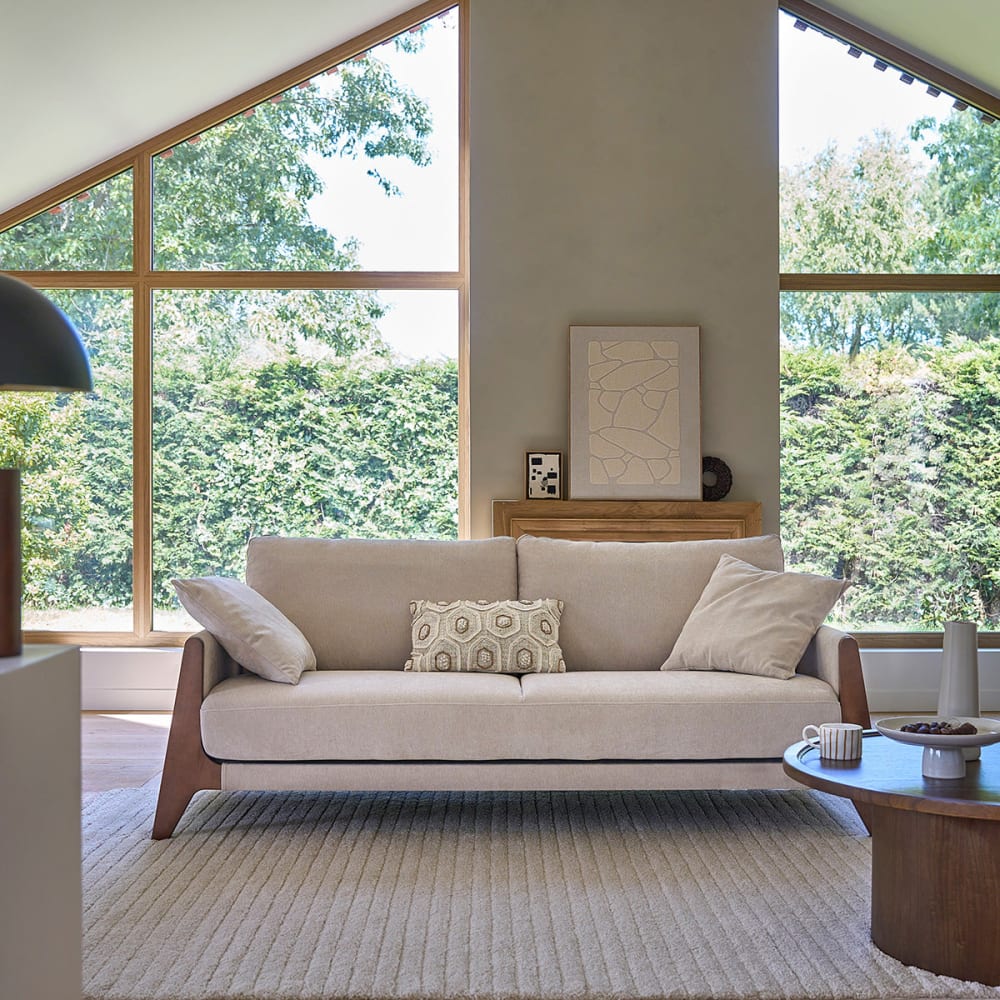 BERAH GETAH Gerades 3-Sitzer-Sofa aus Massivholz und cremefarbenem Samt style modern Beige Öko-Tex Zertifikat Samt