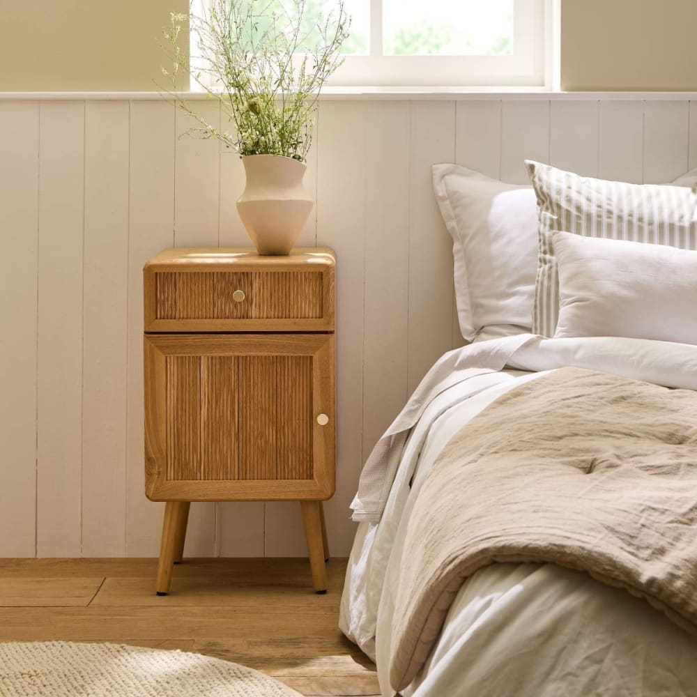 Chevet 1 porte 1 tiroir façades lamellées h71 cm - bois clair
