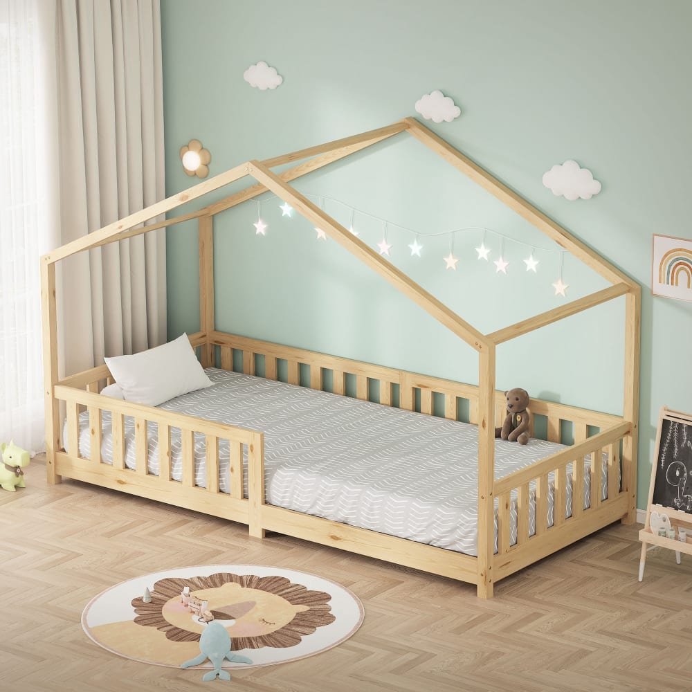 Hausbett mit Matratze 90x200 cm Natur aus Kiefernholz
