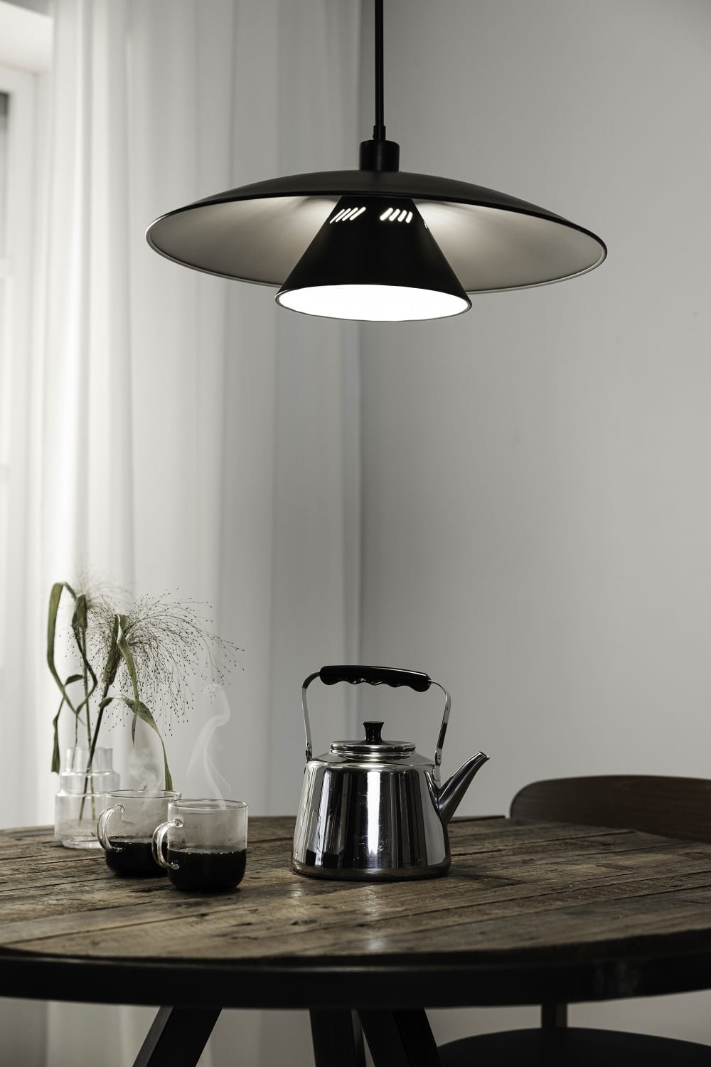 Suspension 1xE27 noir et blanc - Maisons du Monde