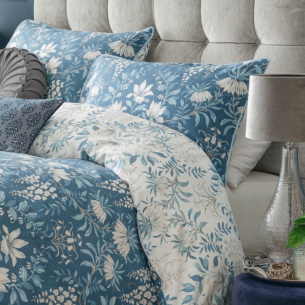 Housse de couette jardin fleuri en satin de coton bleu 200x200cm — vue 3
