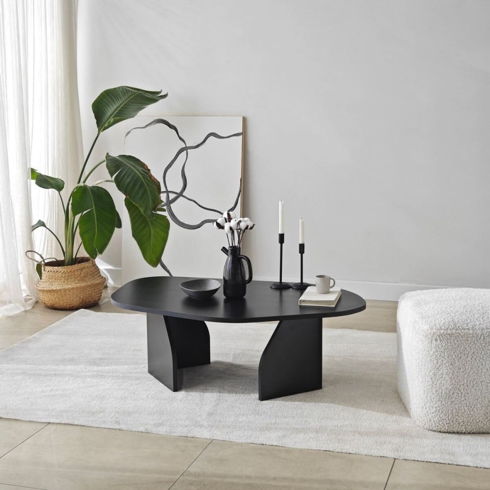 Table basse avec plateau de forme organique L105 cm - Noir