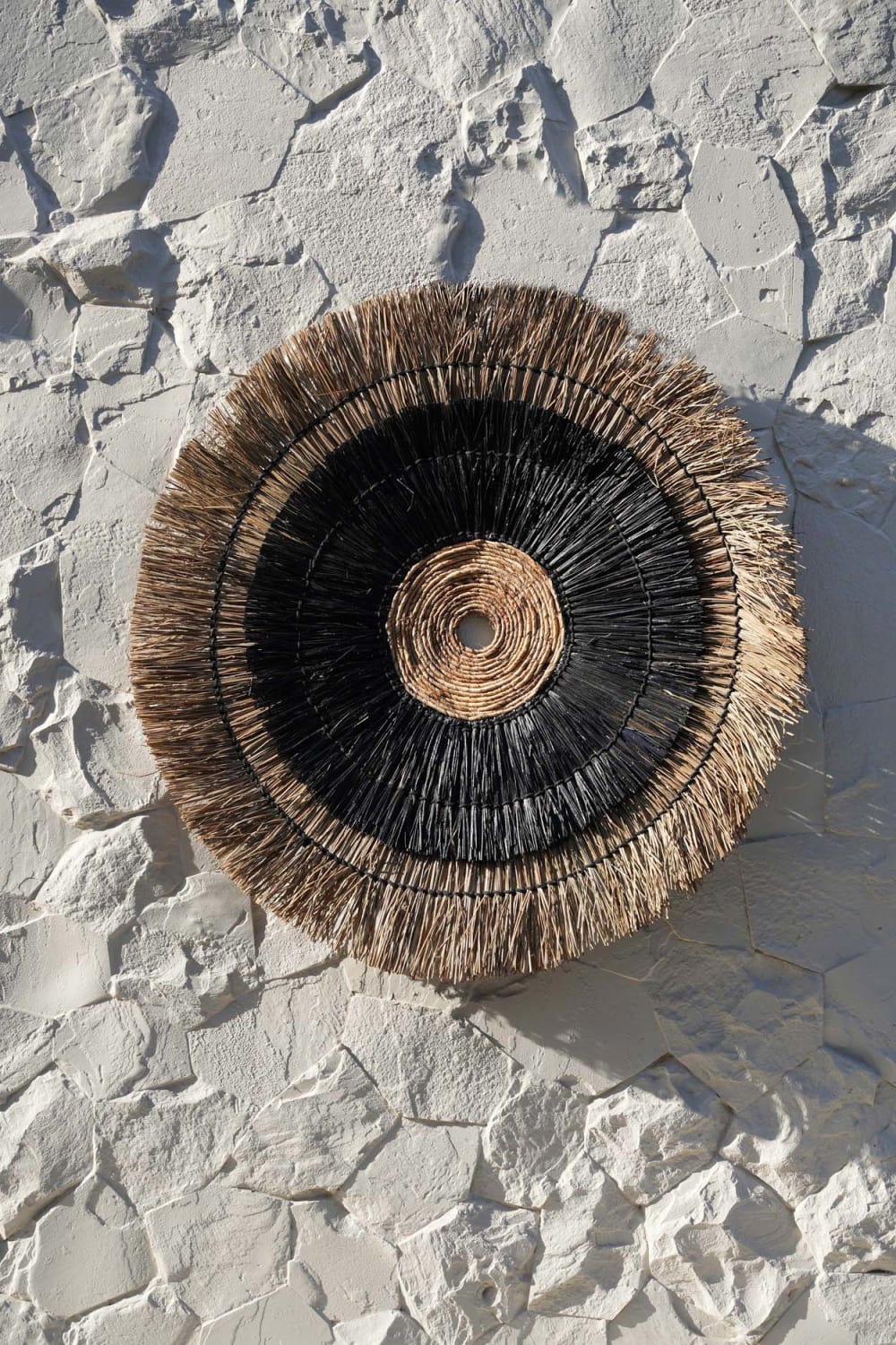 Décoration murale feuille de bananier noire naturelle 110x11x110 cm