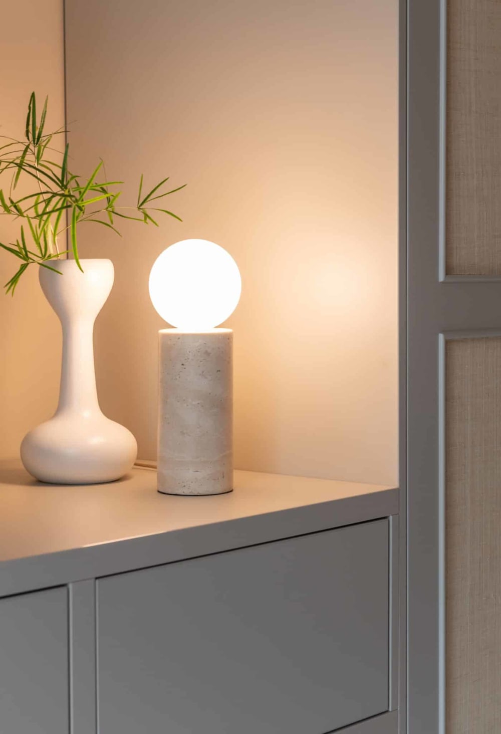 Lampe de table travertin blanc ø12cm — vue 4