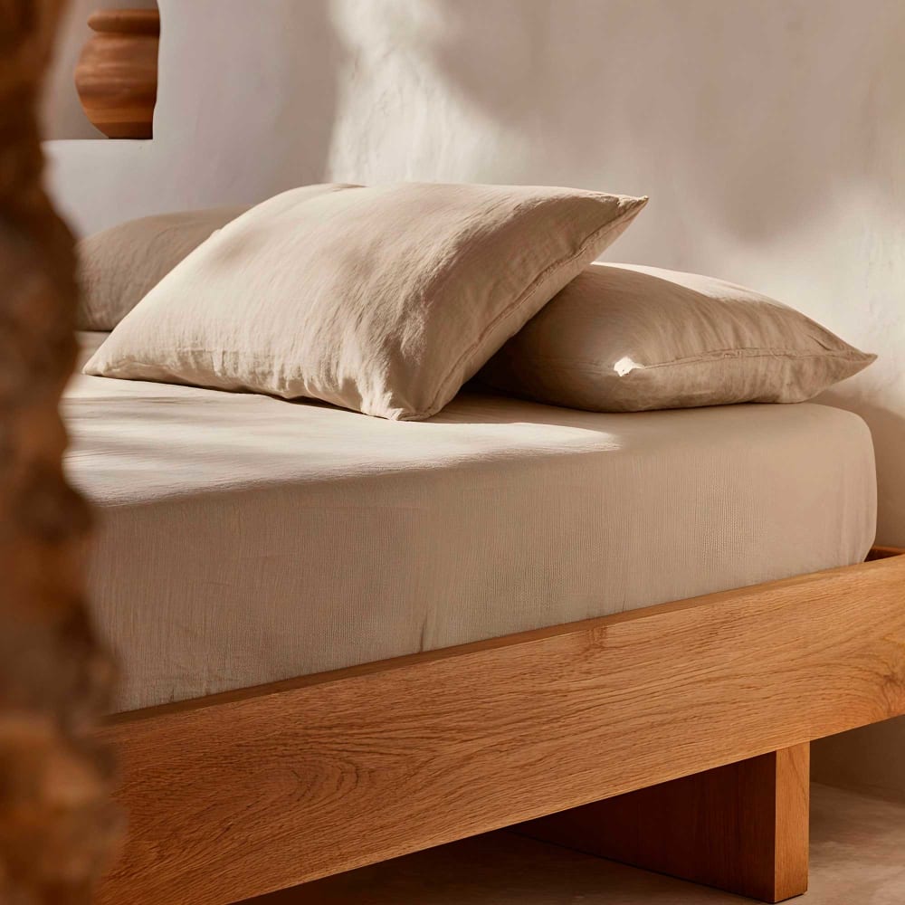 Drap-housse en 100% coton grège 135x200x30 cm — vue 4