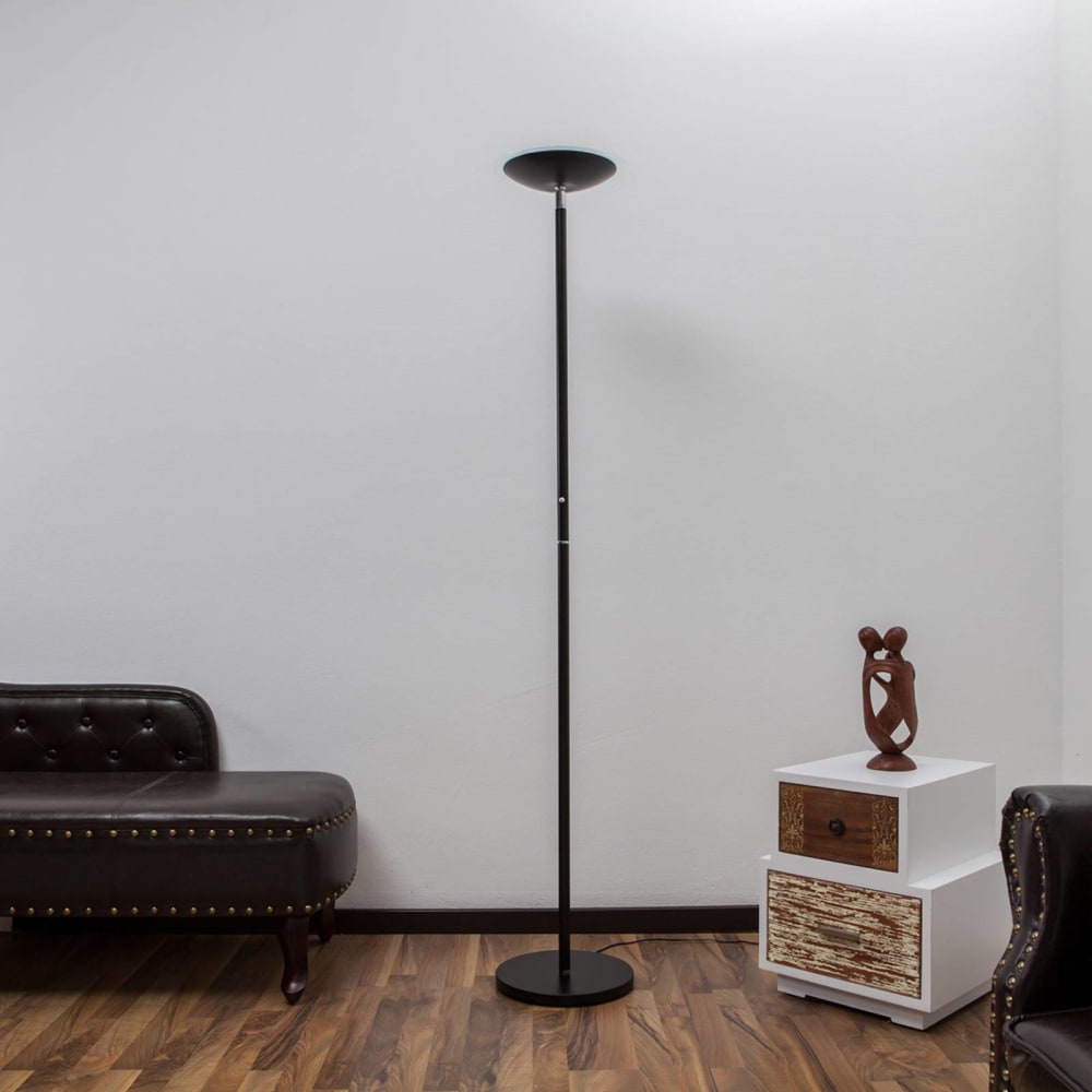 LED Stehlampe aus Metall, schwarz - Maisons Du Monde