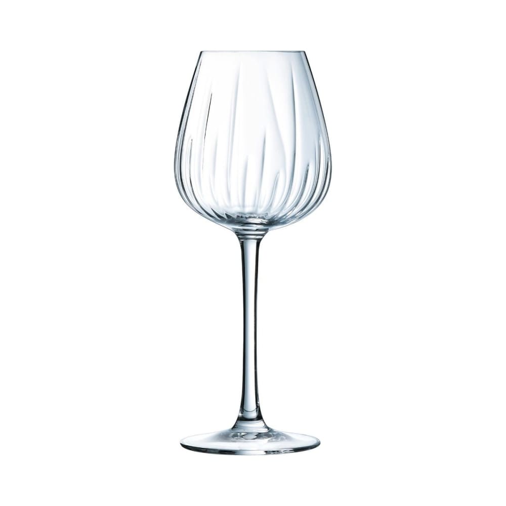 8 verres à pied en verre
